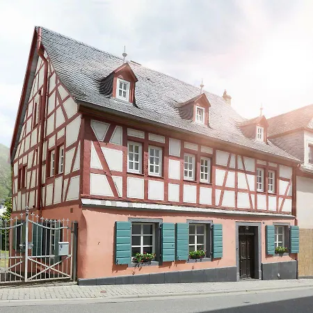 Apple Tree Treis-Karden